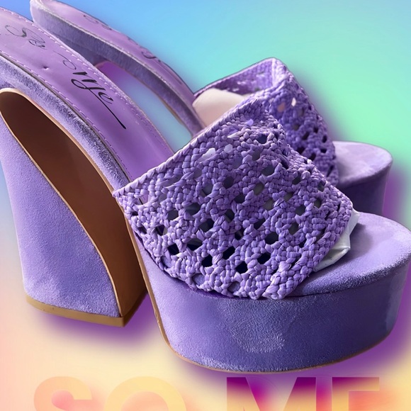 WOMENS suede platforms by SO ME - NWOT - Picture 3 of 4